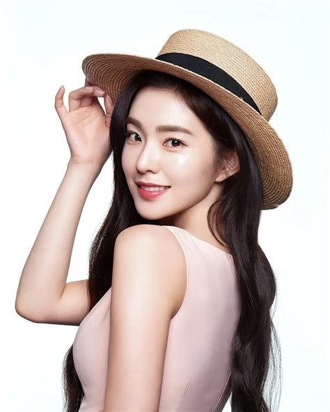 Hq Red Velvets Irene For Clinique Flower Power Campaign Kpopping