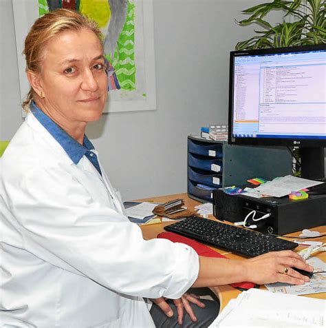 Irène frachon, née le 26 mars 1963, est médecin des hôpitaux, spécialiste de pneumologie. Le Télégramme - Brest - Irène Frachon à Dialogues. La ...