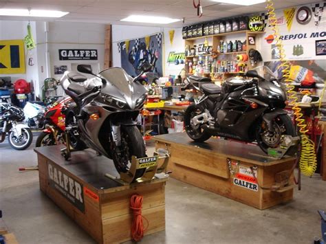 Diy Ideas Motorcycle Storage Shed Motorcycle Lift Table Motorcycle