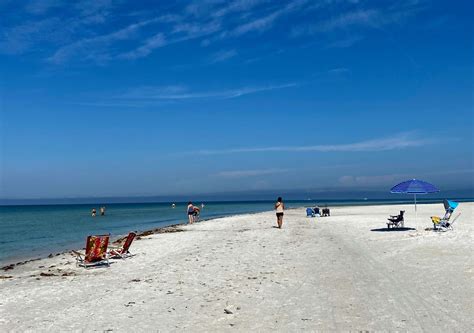 Our Favorite Beaches Activities And Hotels At Siesta Key