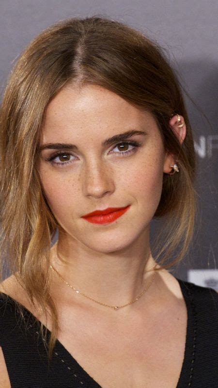 Emma Watson Hollywood Emma Watson Actress Wallpaper Download Mobcup