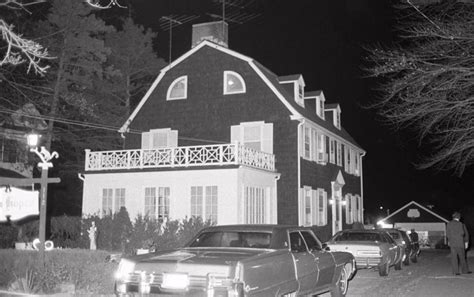 Tour The Amityville Horror House Nys Most Infamous Haunted House