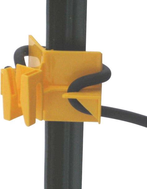 Electric fence insulators for wooden or t posts, polywire, polytape, gate and more. Universal Electric Insulator Item # 29184