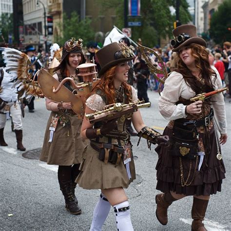 9 Amazing Steampunk Looks For Women From The Steampunk Conventions
