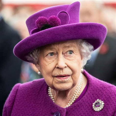 Queen Elizabeth Is Sick, Cancels Royal Appearance