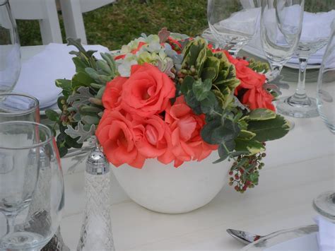 Throughout december there are still a variety of seasonal fruits and berries available on the stem, too. honey of a thousand flowers and chudleigh weddings are snippet & ink select vendors. flower for a december wedding | December wedding, Flower ...