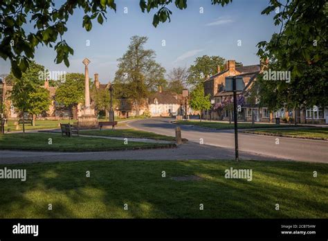 Beautiful English Village Hi Res Stock Photography And Images Alamy