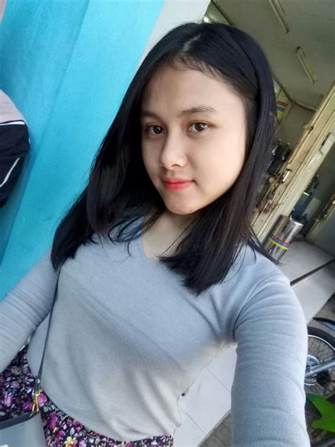 pin av siti nuraminah på cewek paling cantik di bandung