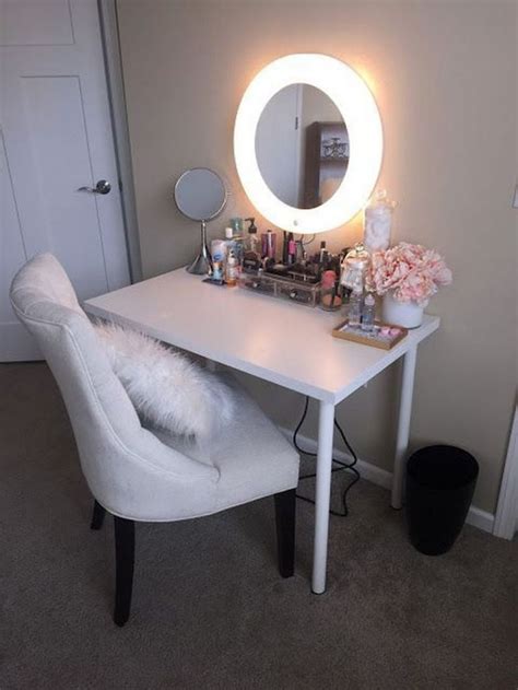 25 Diy Vainness Mirror Concepts To Beautify Your Make Up House