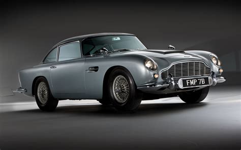 Download Wallpaper 3840x2400 Aston Martin Db5 1964 Side View 4k