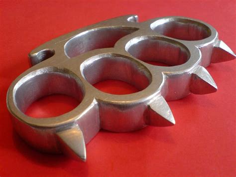 Weaponcollectors Knuckle Duster And Weapon Blog Home Made Spiked