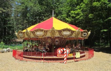 Santas Land Usa Is A Miniature Amusement Park For Kids In Vermont