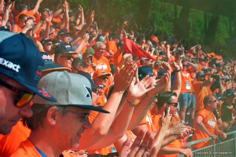 Max verstappen heeft net als bij de vorige race op silverstone geen geluk gehad bij de start van de grote prijs van hongarije op de hungaroring. Nu verkrijgbaar: tickets voor de Max Verstappen Premium ...