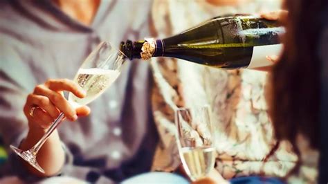 9 Unexpected Health Benefits Of Drinking Prosecco Inanyevent London Magazine