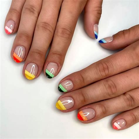 32 Attractive Rainbow Nail Designs