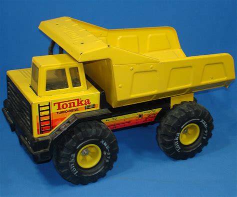 Tonka Mighty Turbo Diesel Pressed Steel Metal Construction Dump Truck Item 1213