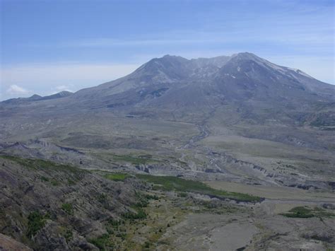 Visiting The Mount St Helens National Volcanic Monument Wanderwisdom