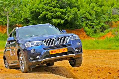 Feb 24, 2020 · the new bmw xdrive is so much more than an all wheel drive system. What is BMW xDrive? BMW x Drive Technology - How Stuff Works!