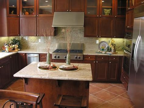 Kraftmaid cabinetry, diamond cabinetry, shenandoah cabinetry Image result for granite countertop and cabinet color ...