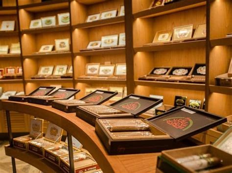 The Best Places To Smoke Cigars In Las Vegas Cigar Journal