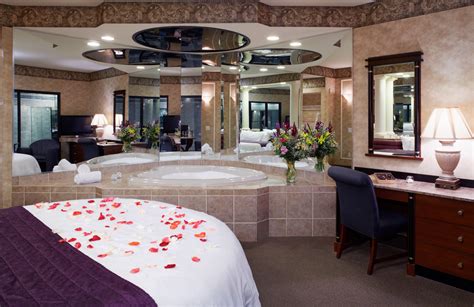 Dianas Oasis Suite Romantic Weekend Getaways Poconos Resort