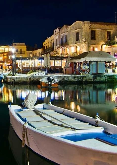 Rethymnon Harbour Rethymnon Crete Greece At Night Hotels In Crete