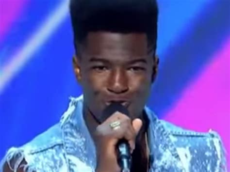 Willie Jones Gives Simon Cowell A Moment To Never Forget
