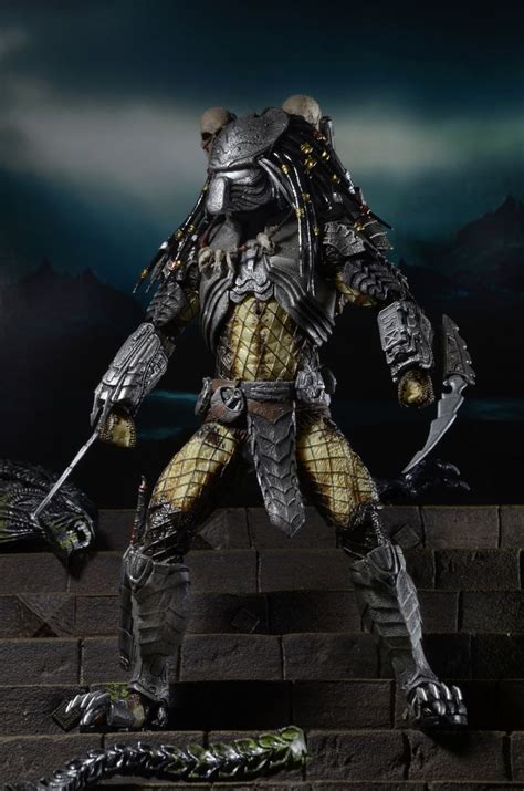 Closer Look Predator Series Alien Vs Predator Action Figures NECAOnline Com