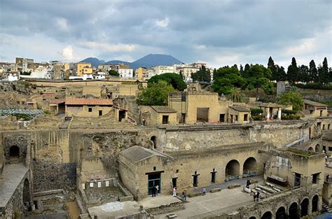 Herculaneum Historical Facts And Pictures The History Hub