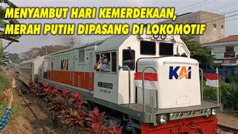 Jelang Agustus Lokomotif Dipasang Bendera Merah Putih Youtube