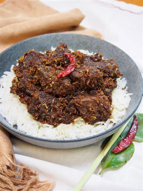 Beef Rendang Carolines Cooking