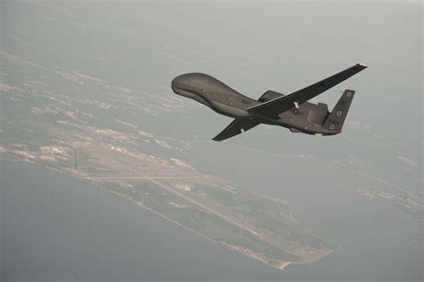 Northrop Grummans Rq 4 Global Hawk Drone Beats Retirement And Gets 4