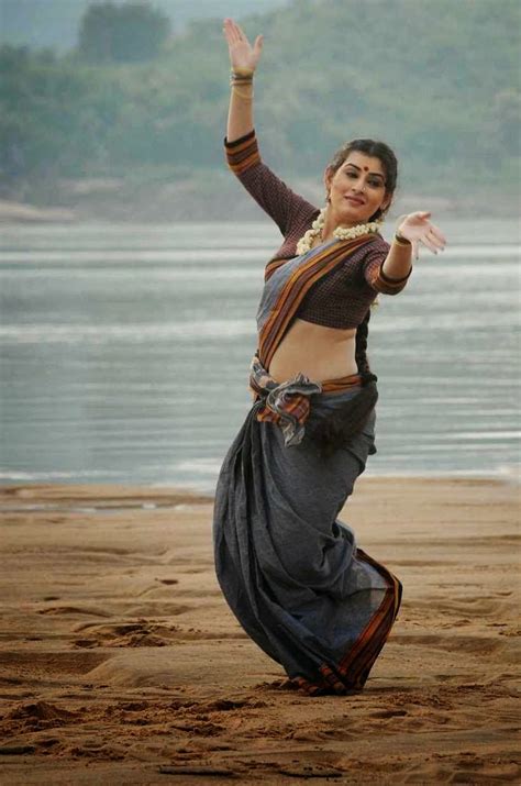 Archana Hot Navel And Belly Show In Saree Hot Dance Scenes Stills