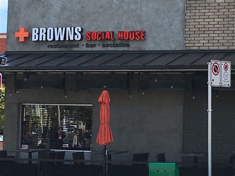 Browns Socialhouse - Menu, Hours & Prices - 2296 4th Ave W, Vancouver, BC