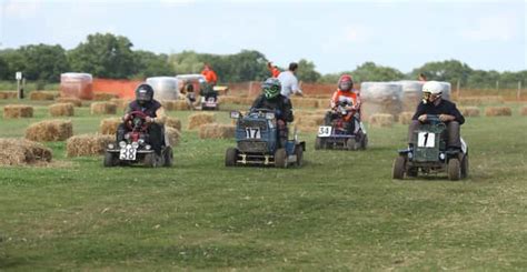 Lawn Mower Racing A Special Year In West Sussex When Record Crowds