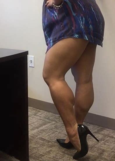 Her Calves Muscle Legs Fetish Cecilia Wynn Enormous Calf Muscle Update