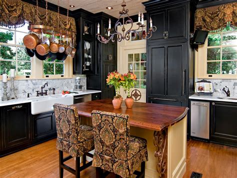 Farmhouse Style Kitchen Pictures Ideas And Tips From Hgtv Kitchen