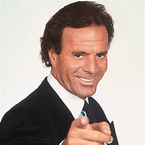 Julio josé iglesias de la cueva (spanish: ¿Cuántos hijos tiene Julio Iglesias? ¡Hagan sus apuestas!