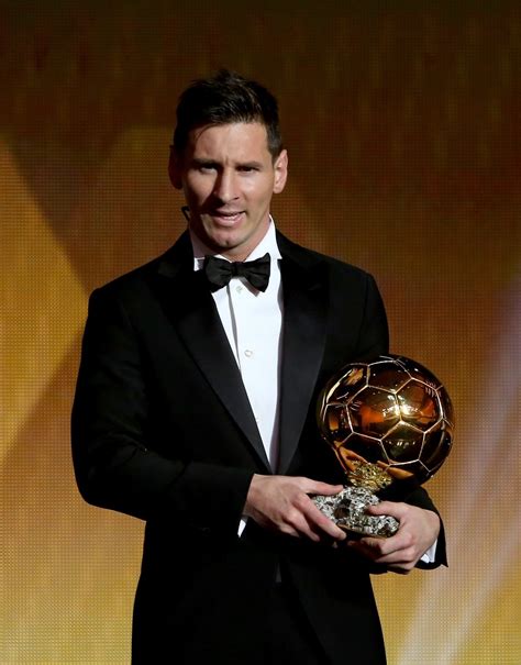 Leo Messi gana su quinto balon de oro! - Musica Cine y Television