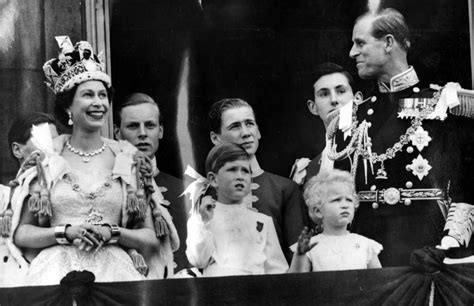 Her coronation was in june of 1953 and she is married and has four children. 60th anniversary of Queen Elizabeth II's coronation
