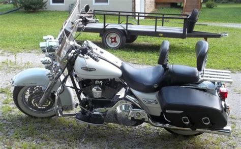 Dunlop mu85b16 77h brakes brakes: 2005 Pearl White Harley Davidson Road King Classic 31k