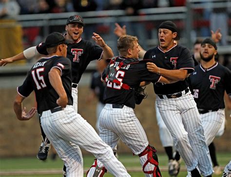 Omaha Texas Tech Advances To College World Series After Thrilling