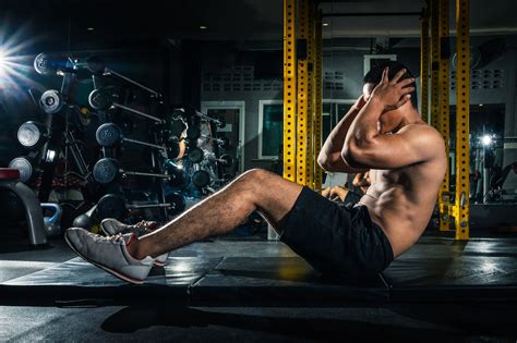 How to Do a Sit-Up with Proper Form - Steel Supplements