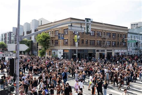 san francisco s folsom street fair returns with the kink and the crowds