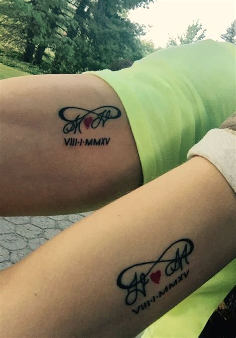 Tatuajes Para Parejas 50 Ideas Para Compartir Con El Ser Amado Husband Tattoo Romantic Tattoo