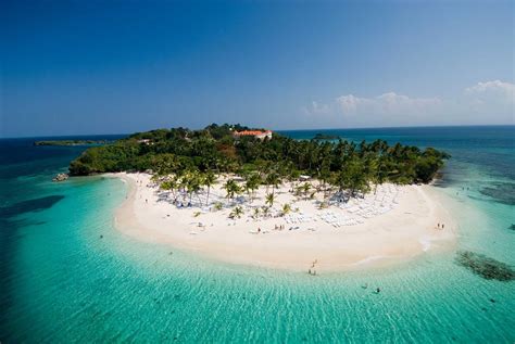 22 Best Beaches In The Dominican Republic Top Places For Fun In The Sun Explorelearnmore