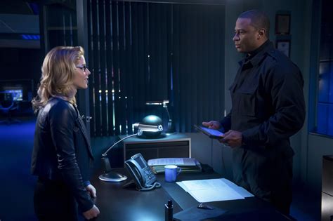 Arrow Laurel Lance Heads To Court For Oliver In New Photos From Season