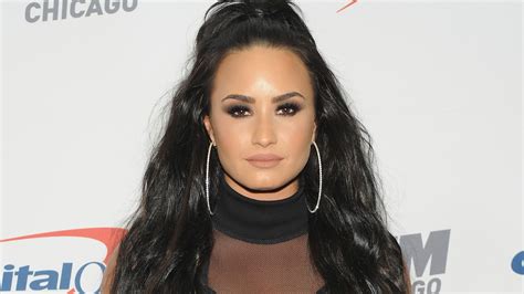Watch Access Hollywood Interview Demi Lovato Reveals The First Time