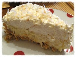 Coconut cream pie recipe ~ this pie is absolute coconut heaven. banana cream pie recipe paula deen