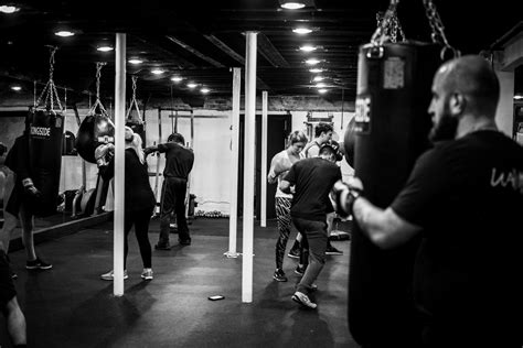 Group Boxing Classes in Chicago — HAMMER FITNESS & BOXING